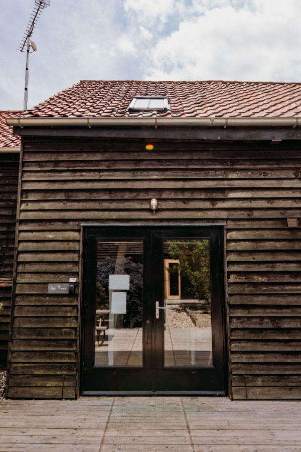 Creeksea Place Barns 伯纳姆克劳奇 外观 照片